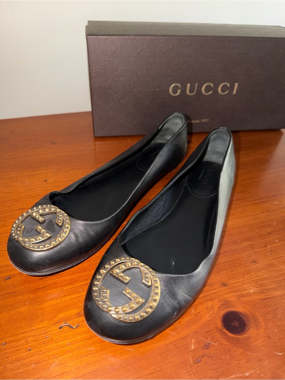Gucci Black Leather Studded GG Logo Ballet Flats
